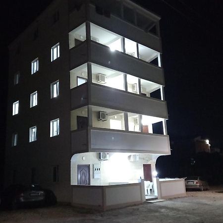 Md Apartmani Čanj Dış mekan fotoğraf