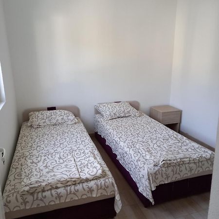 Md Apartmani Čanj Oda fotoğraf