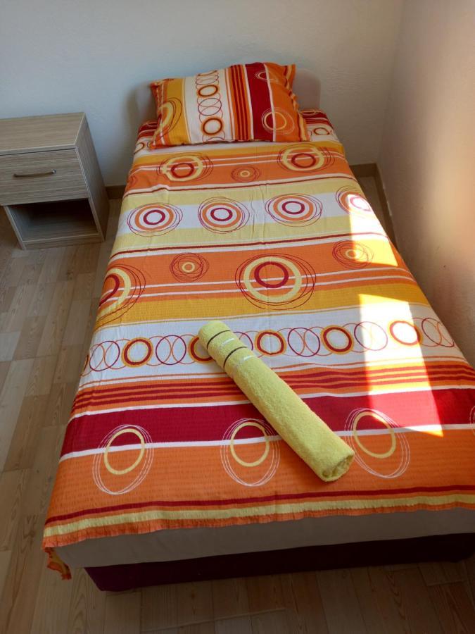Md Apartmani Čanj Dış mekan fotoğraf