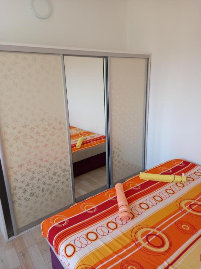 Md Apartmani Čanj Dış mekan fotoğraf
