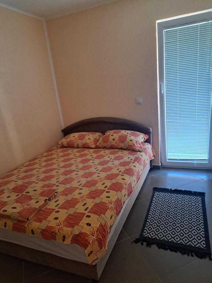 Md Apartmani Čanj Dış mekan fotoğraf